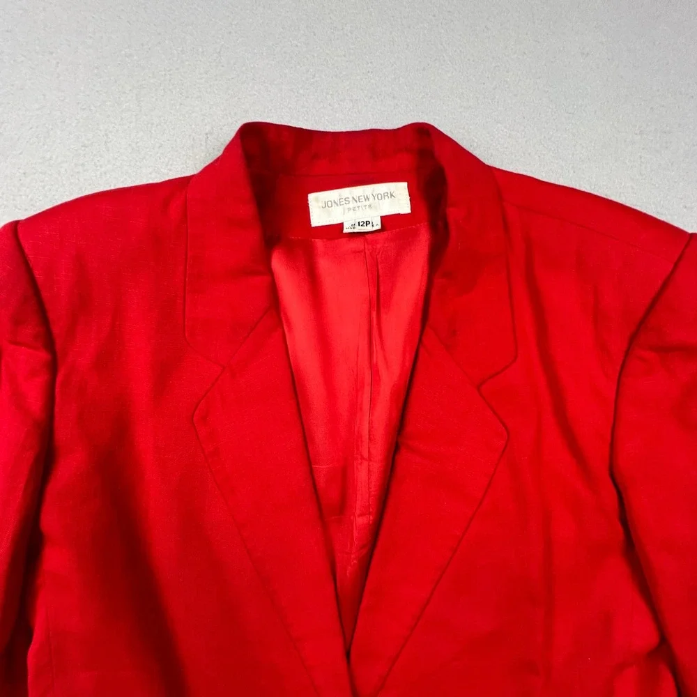 Jones New York Blazer Women 12P Red Gold Crest Button VTG Professional Office